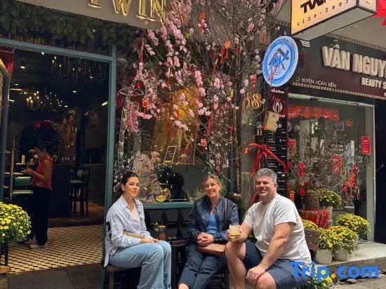 Skylux Hanoi Homestay