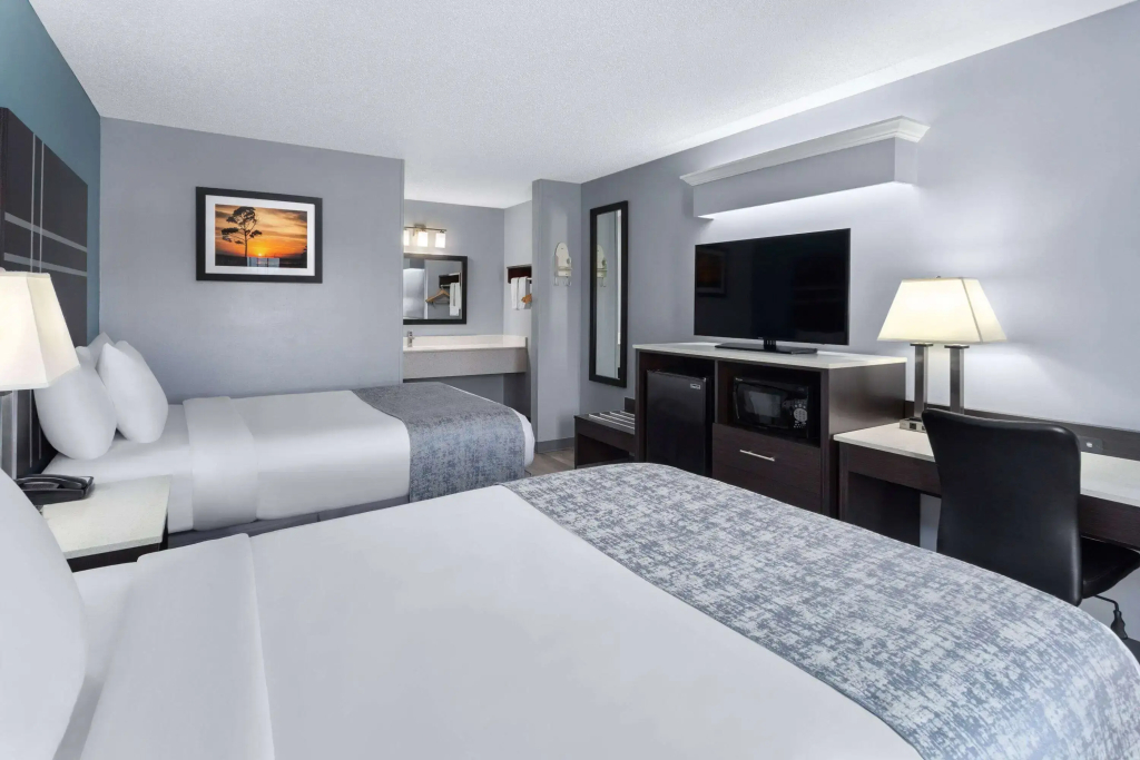 Baymont by Wyndham Brunswick GA — фото 4