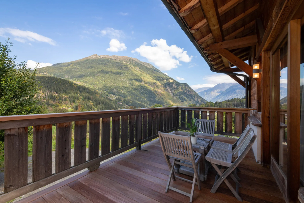 Balcony & Terrace