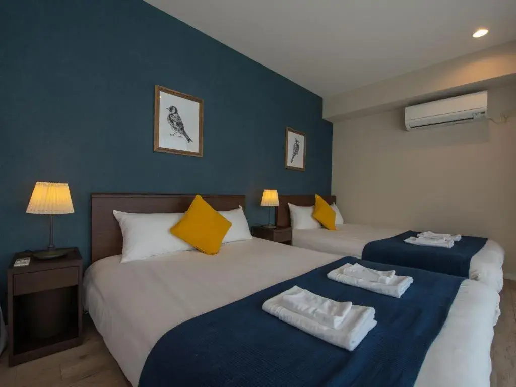 2 Bedrooms Apartment