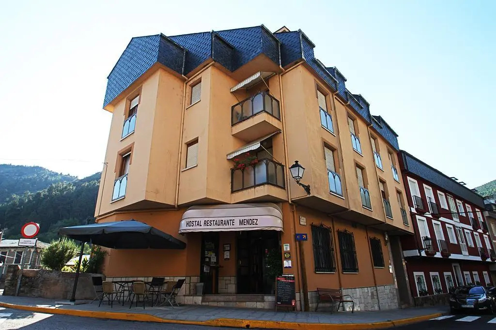 Hostal Restaurante Méndez "El Guardia"
