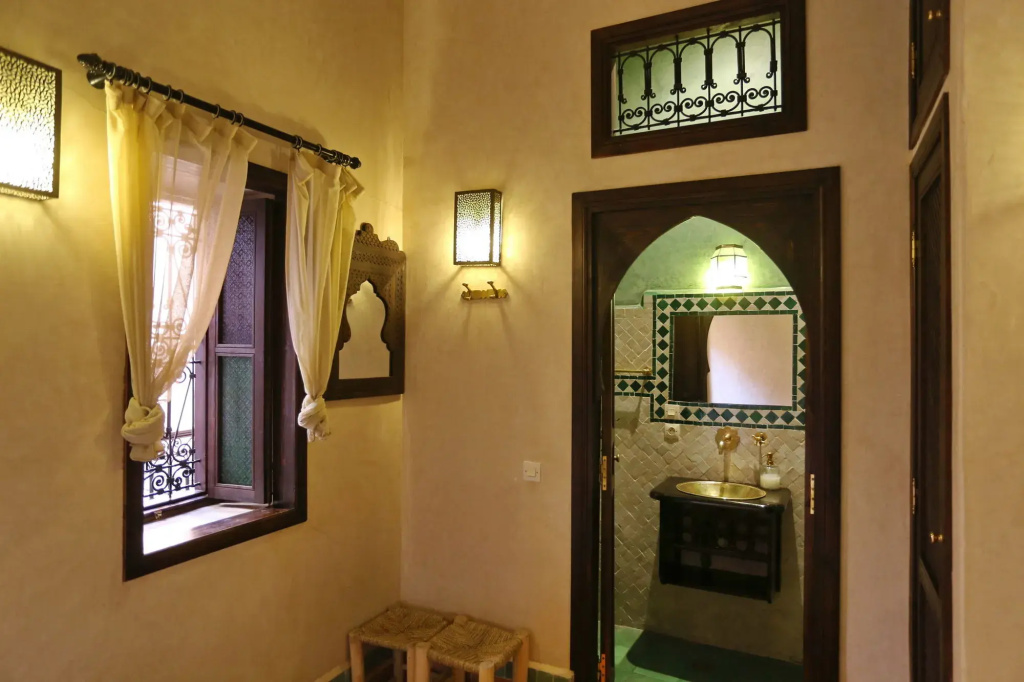 Hotel photo 12