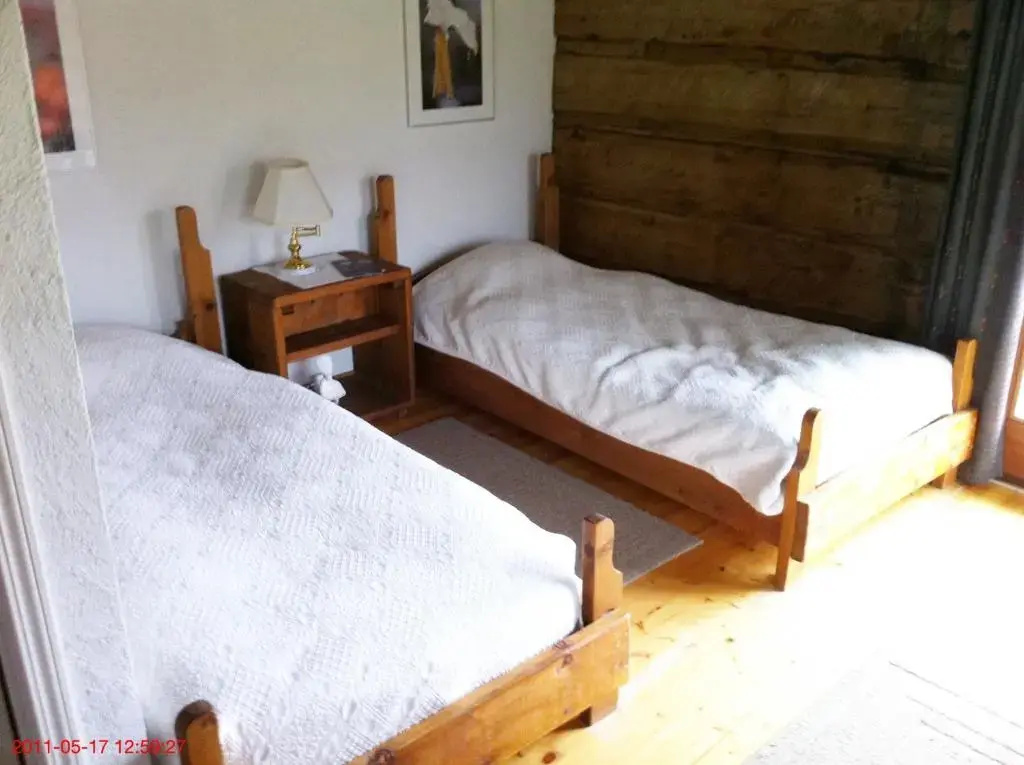 Double Cottage (twin beds)