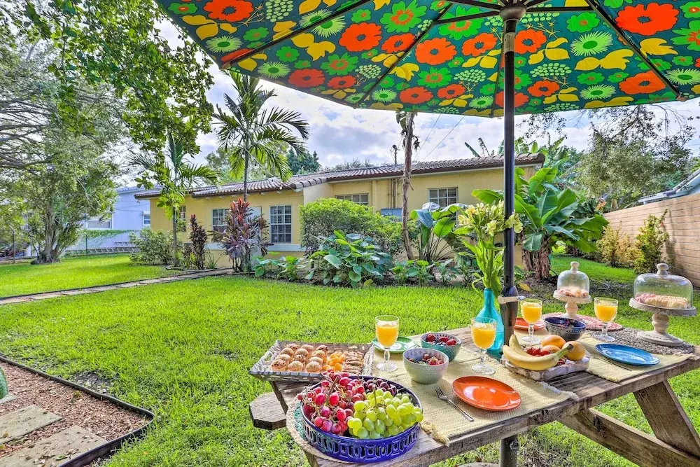 Biscayne Park Vacation Rental w/ Yard!