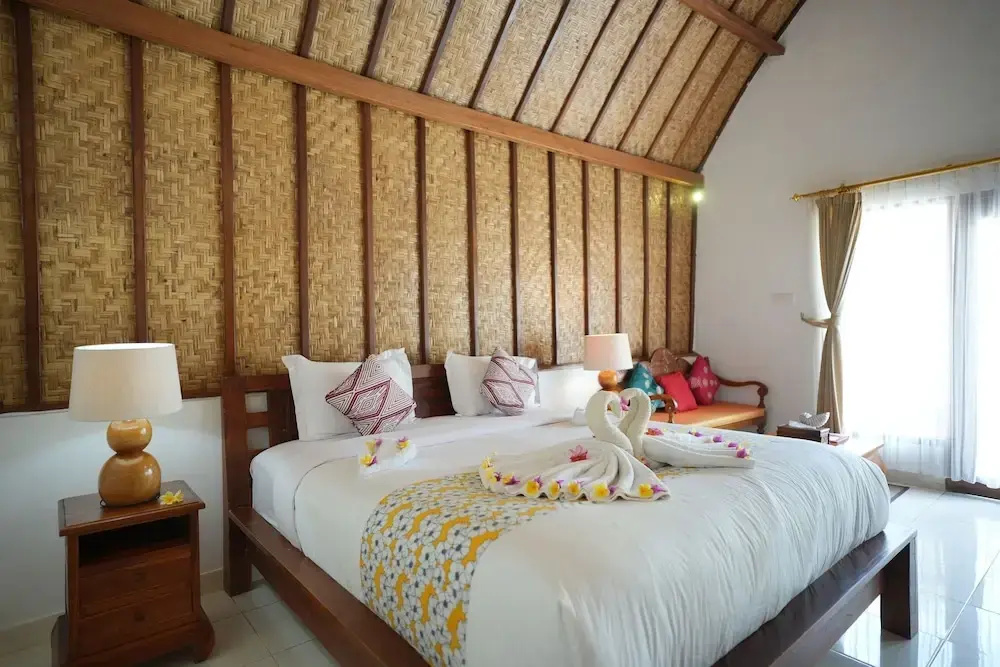 Superior Double room (full double bed)