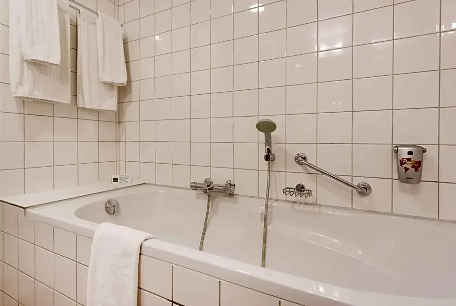Comfort Double room (full double bed)