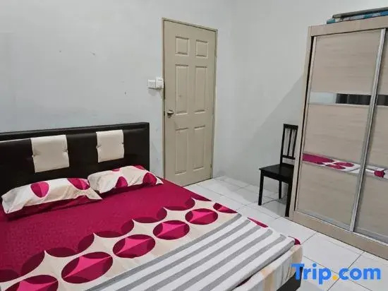 Mem's Homestay Haziiq Jaya