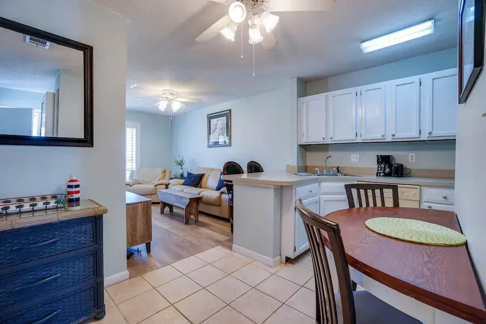 Sandpiper Cove Resort by Panhandle Getaways - Chambres