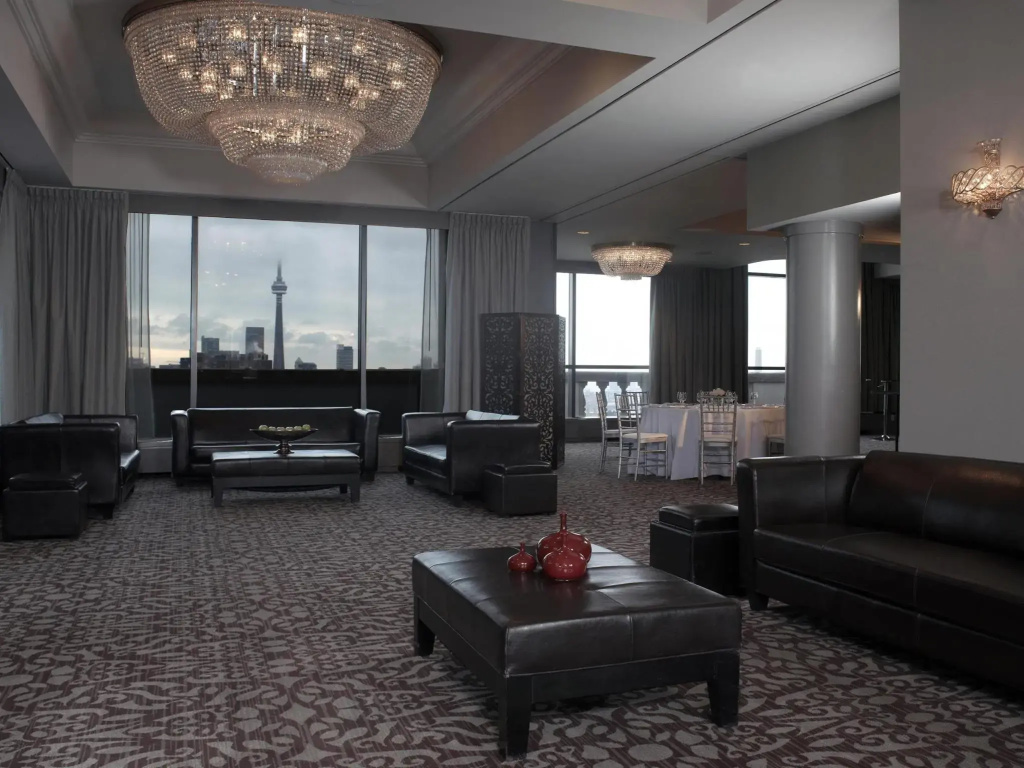 Lobby & Reception