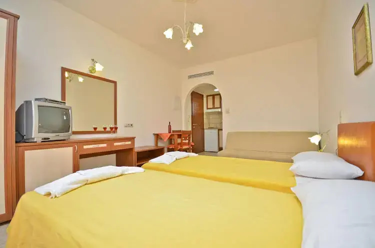 Hotel photo 11