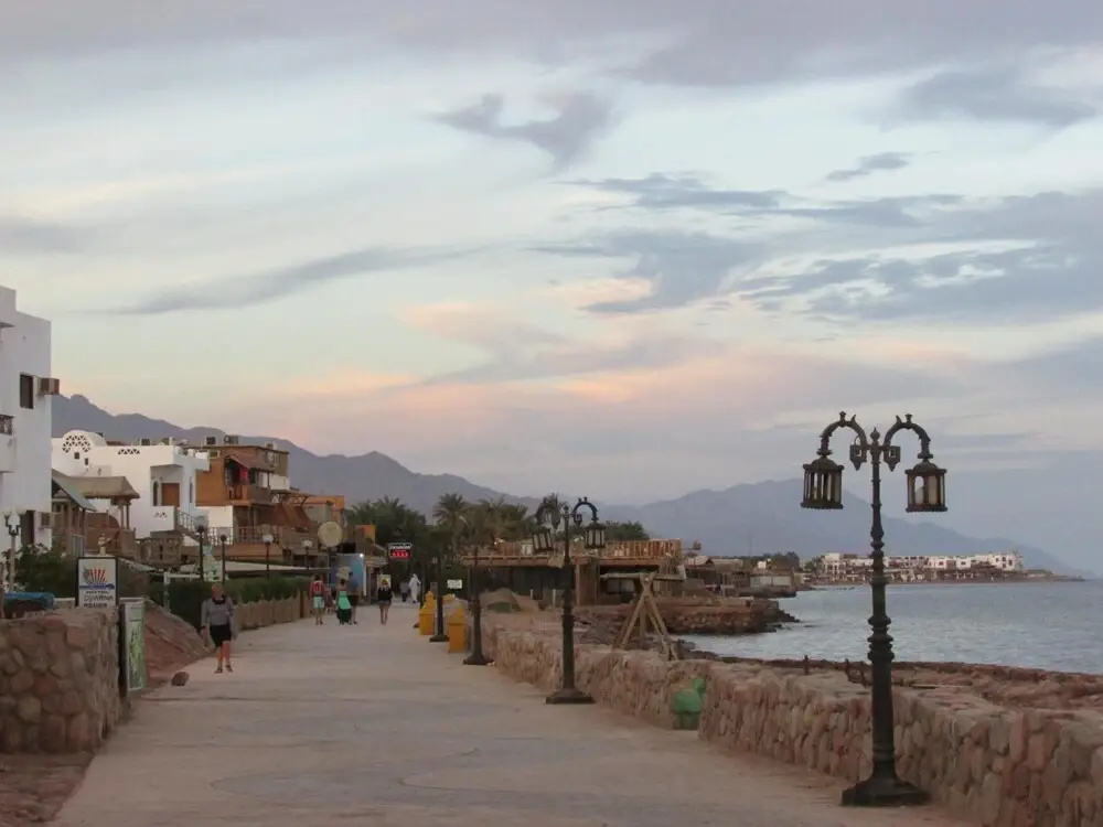 Beach & Waterfront