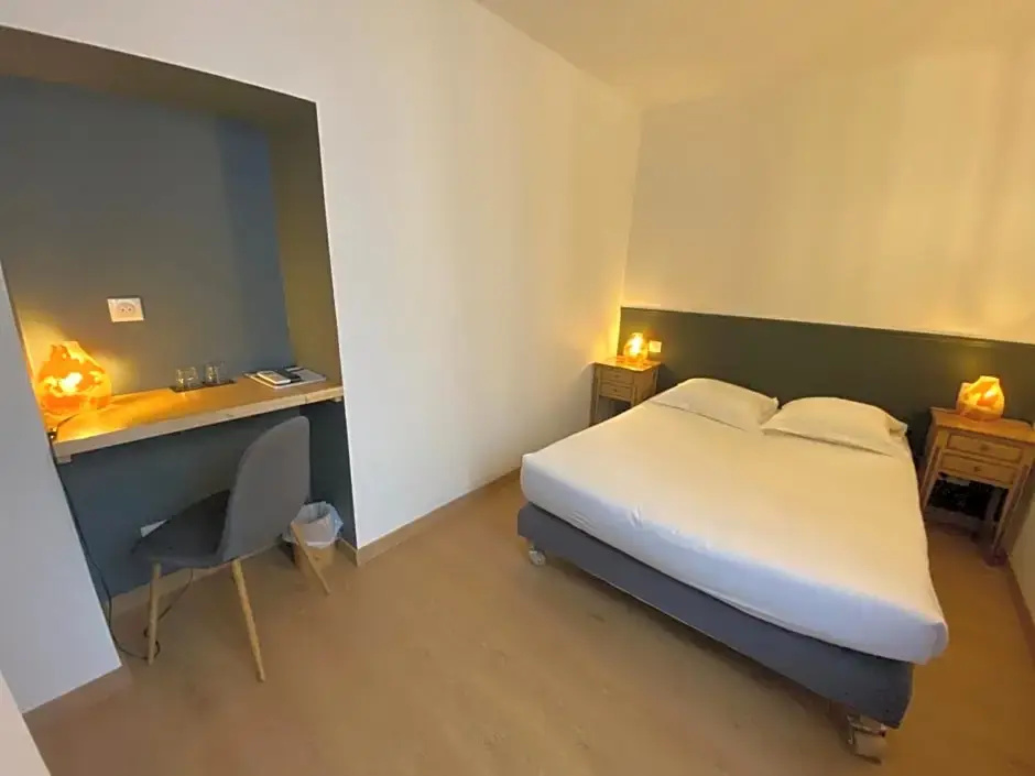 Economy room