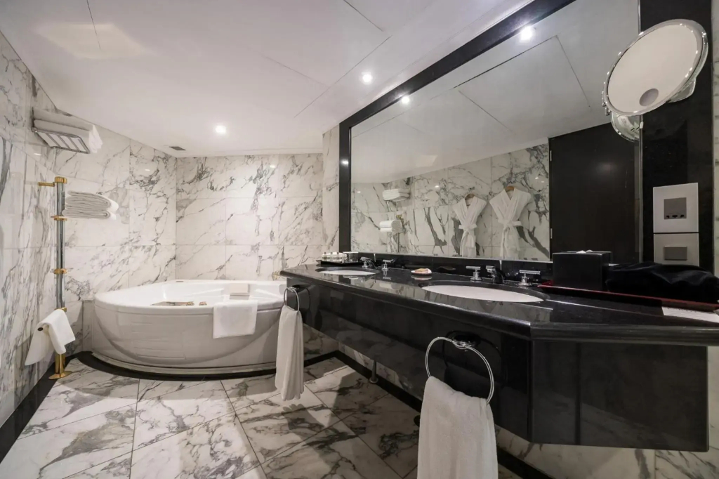 Swiss Grand Hotel  - фото 10