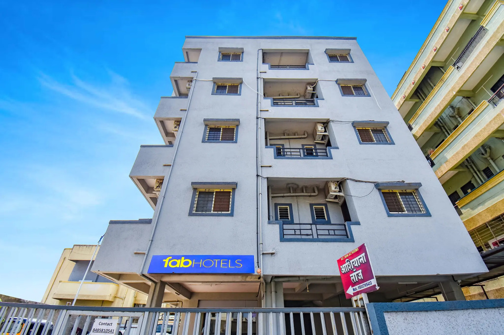 FabExpress Diamond Inn