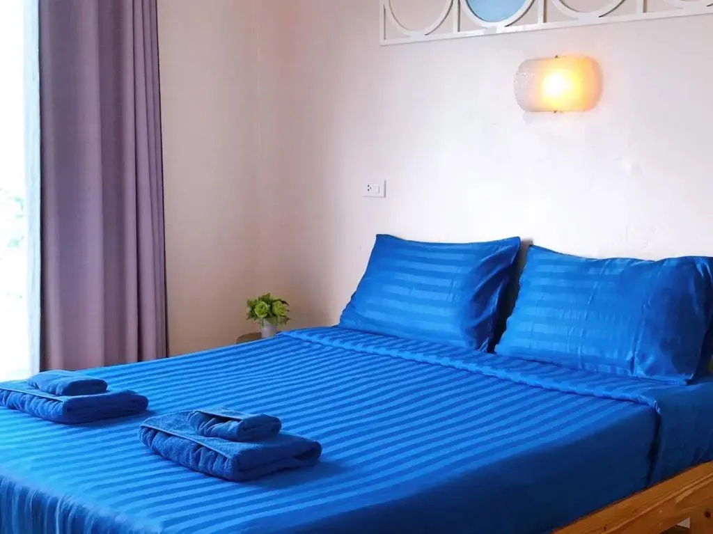 Standard Double room with balcony (full double bed)