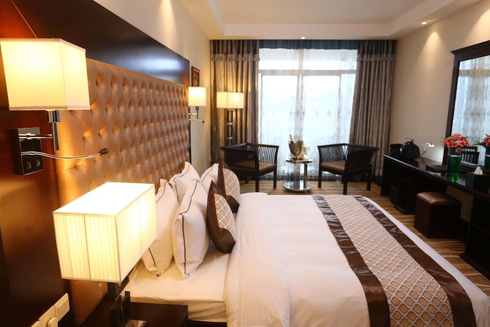 The Grand Mountain Hotel