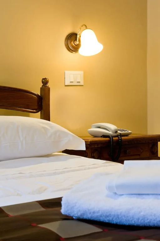Economy room