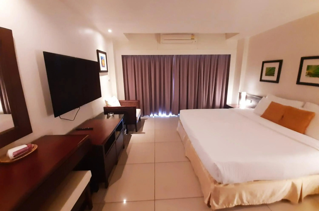 Отель Grand Hotel в Паттайе