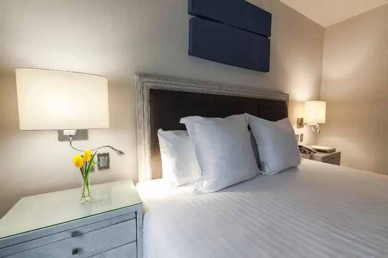 Suites Del Angel - Chambres