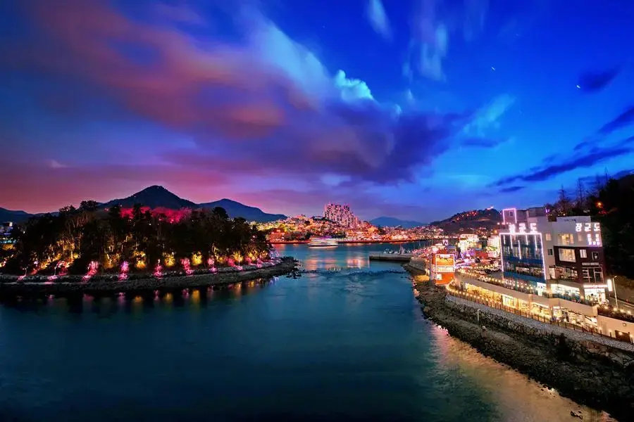 Yeosu Janggun Island Pension