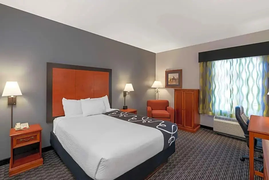 La Quinta Inn & Suites by Wyndham Rifle - Chambres