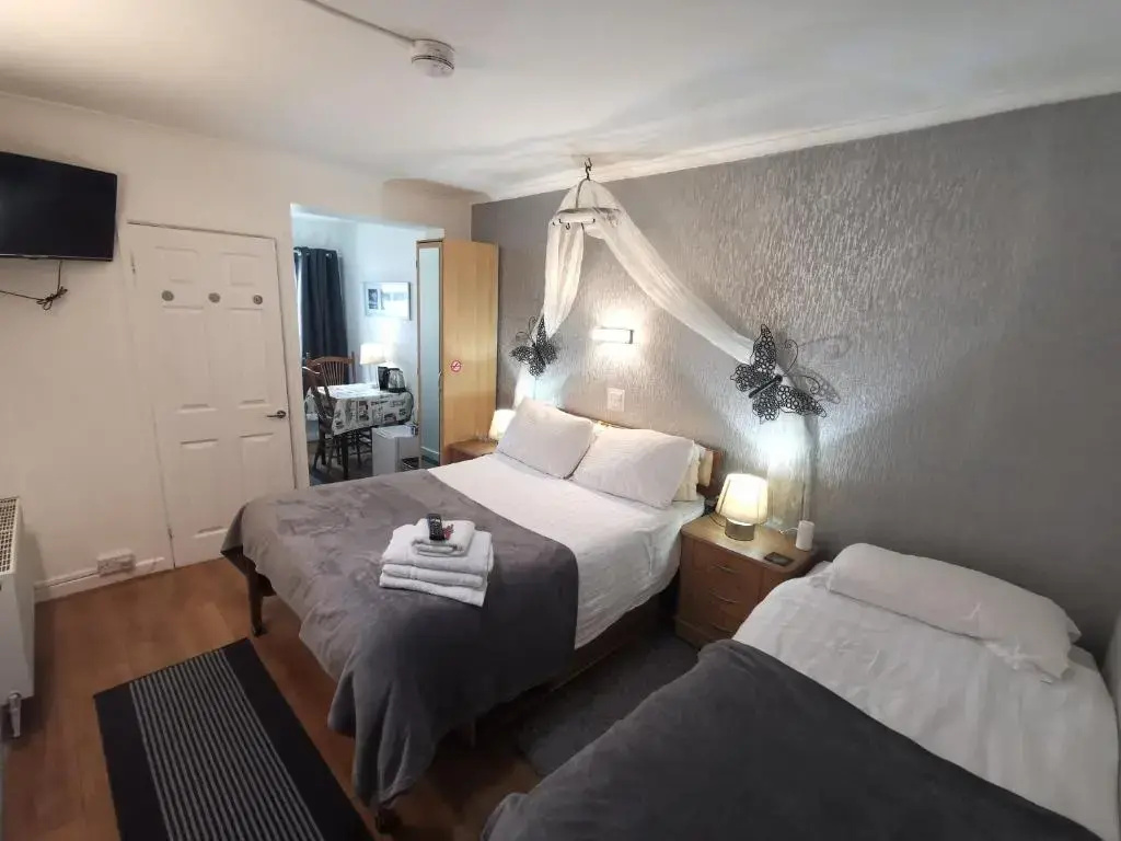 Standard Quadruple room