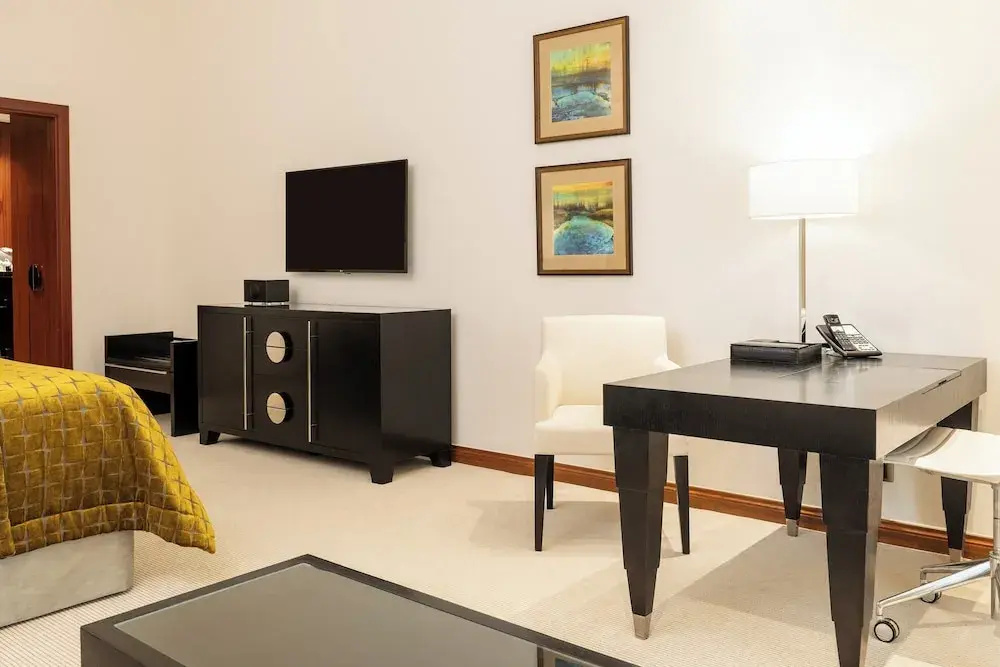 Двухместный номер Premier (двуспальная кровать) в Grosvenor House, a Luxury Collection Hotel, Dubai