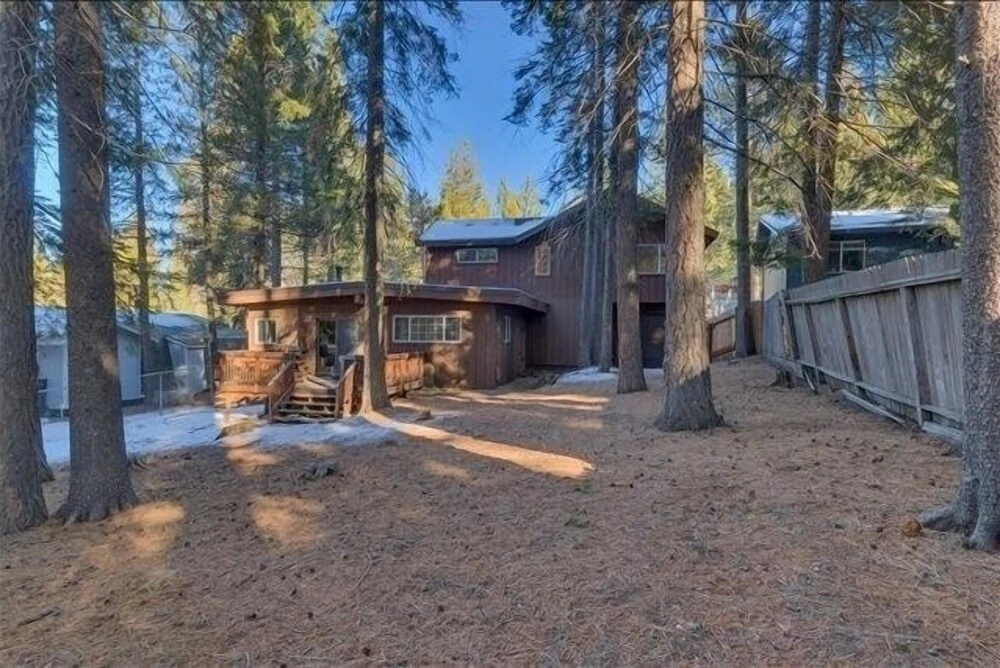 1512 Meadow Vale Drive 4 Bedroom Home by RedAwning
