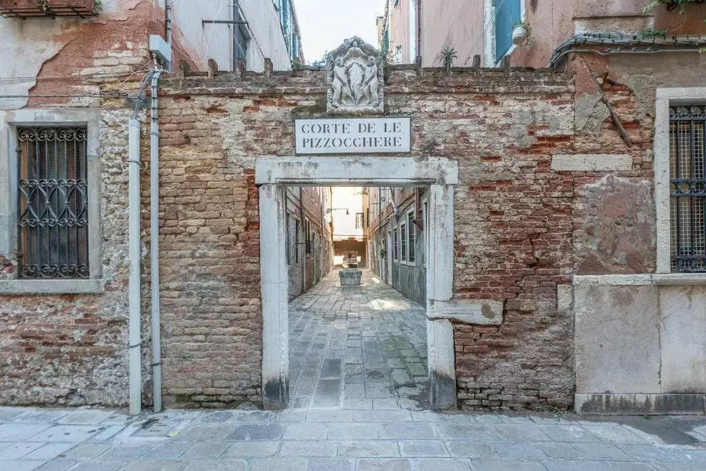 Ca' delle Pizzocchere, a perfect spot in San Marco, sleep 8