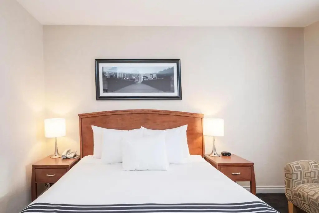 Sandman Hotels & Suites Calgary West - Chambres