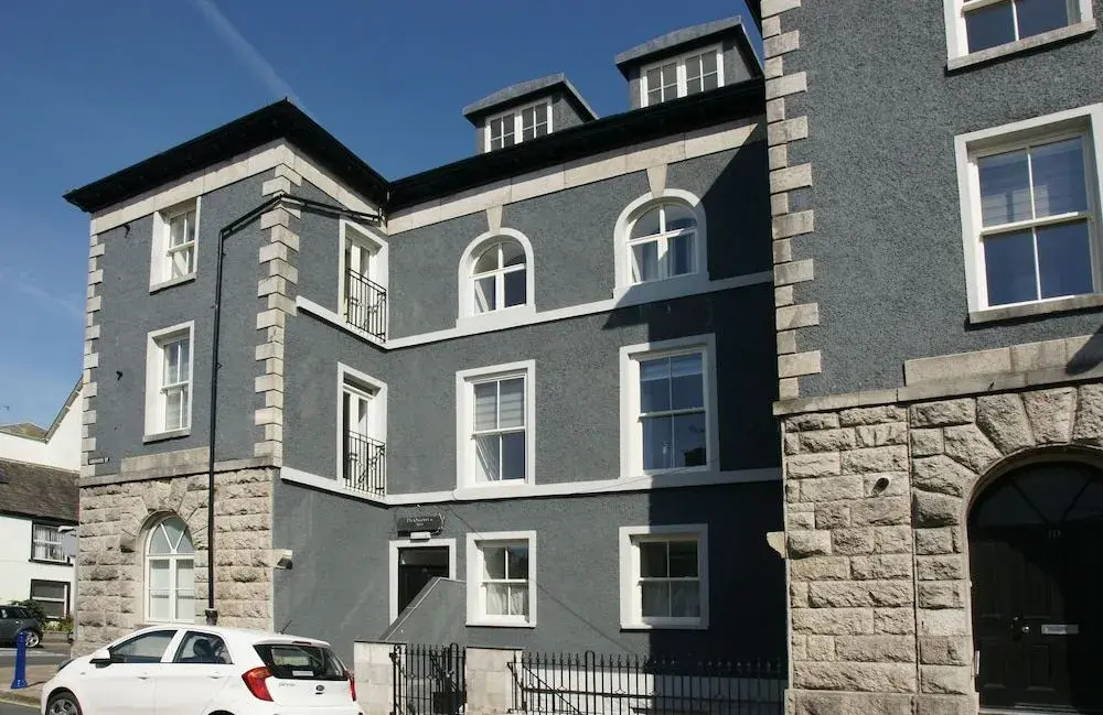 Cs Serviced Apartments