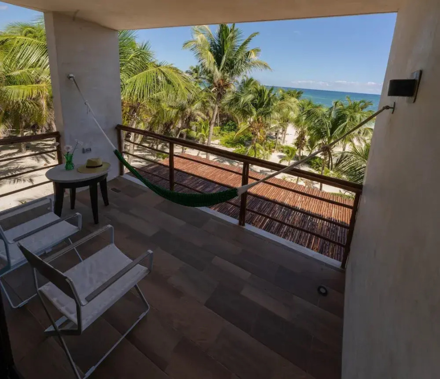 Balcony & Terrace