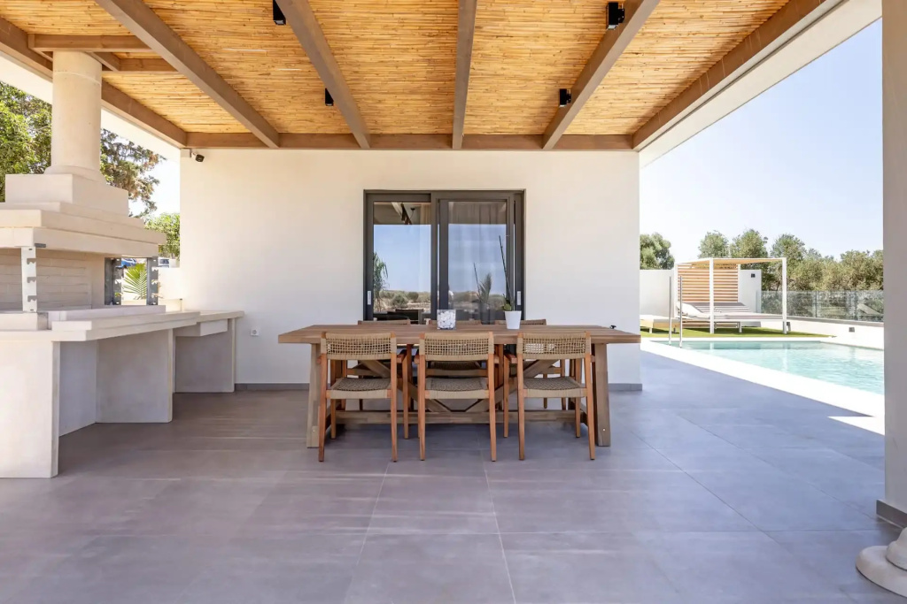 NOLA Nomadic Luxury Villas
