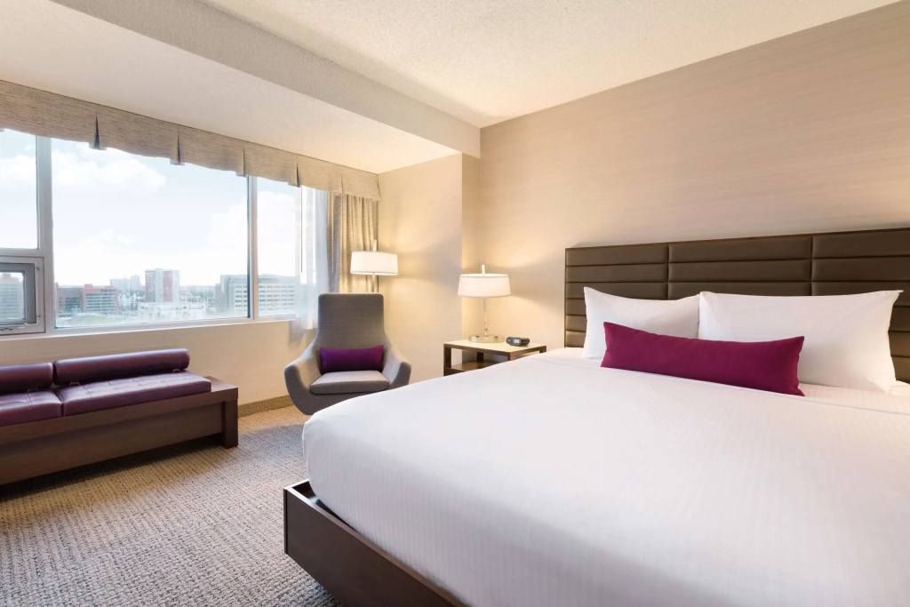Coast Edmonton Plaza Hotel by APA - Chambres