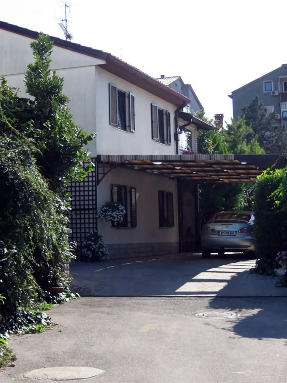 Apartment Rebula