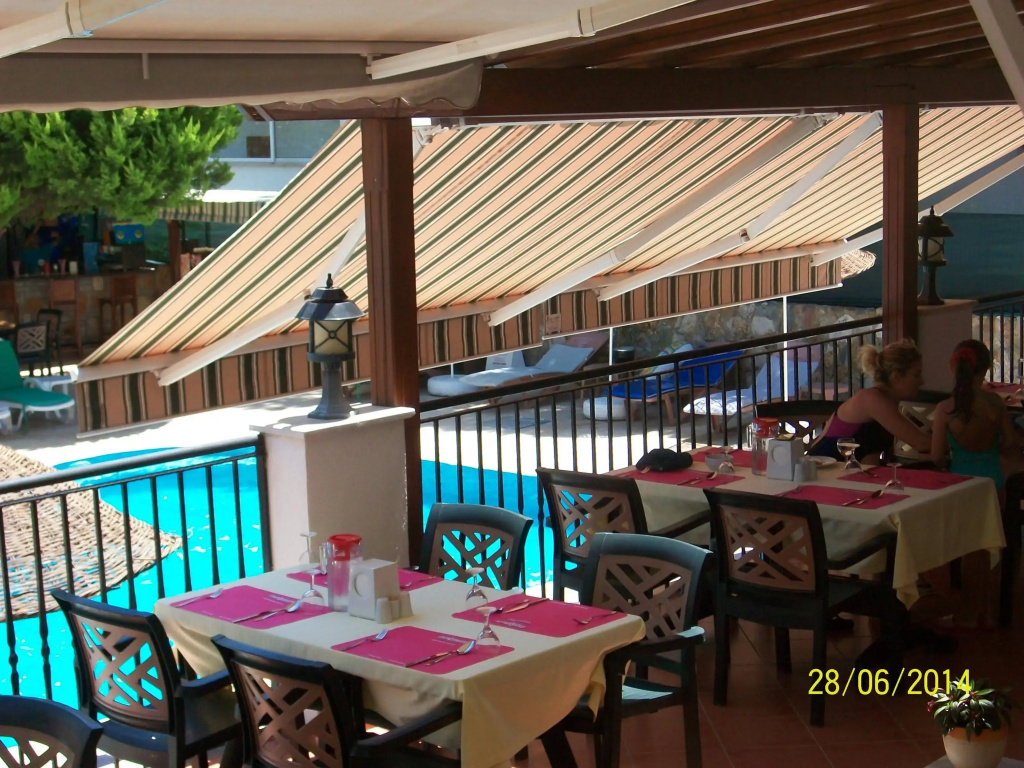 Kriss Hotel - Général
