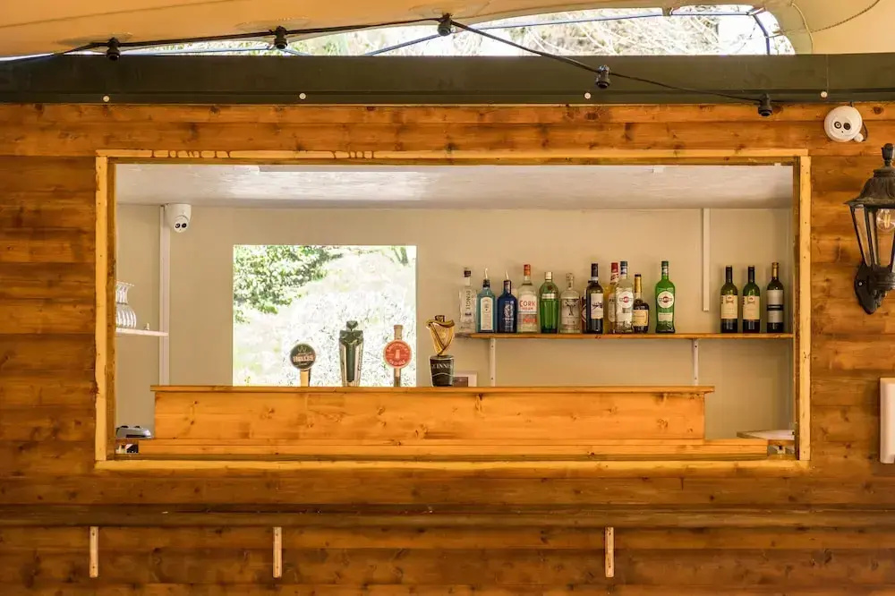 Woodenbridge Hotel and Lodge - Général
