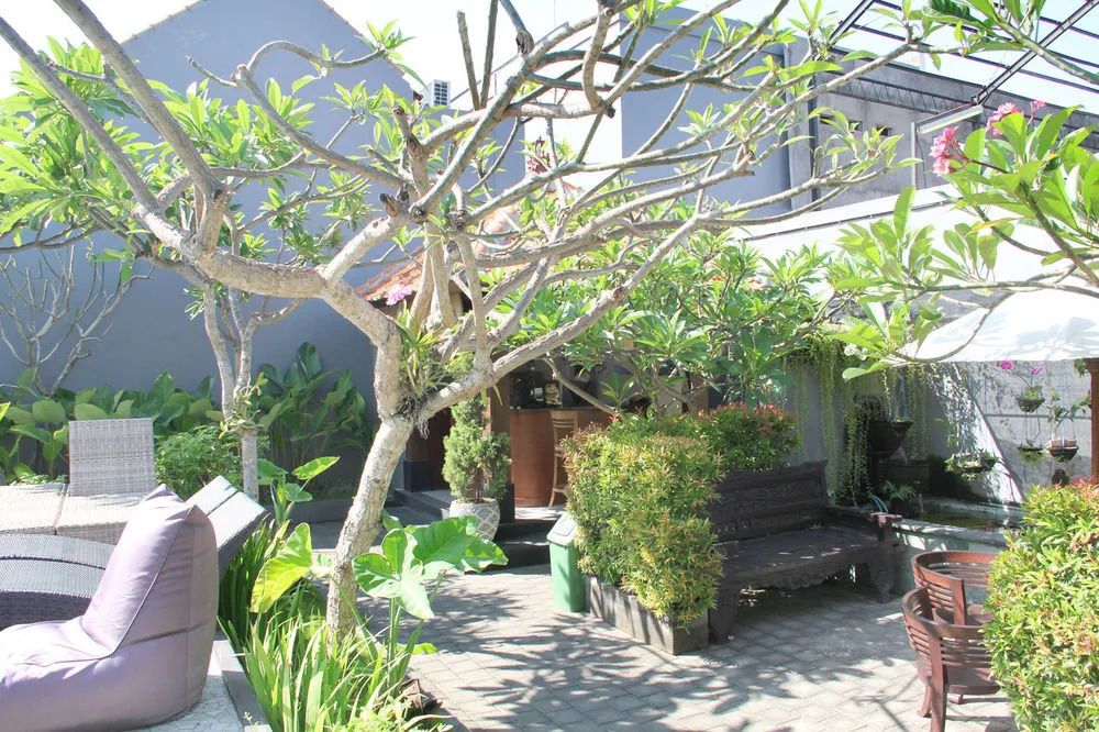 Airy Seminyak Kerobokan Beraban 9 Bali