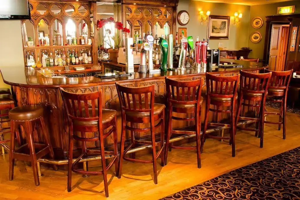 Newbury Hotel - Général