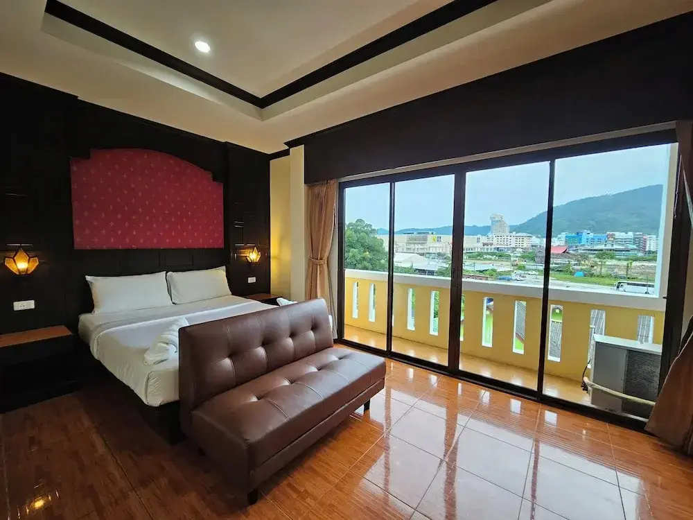 Standard Double room (full double bed)