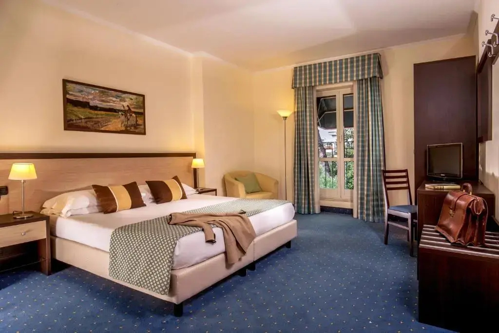 Superior Double room (full double bed)