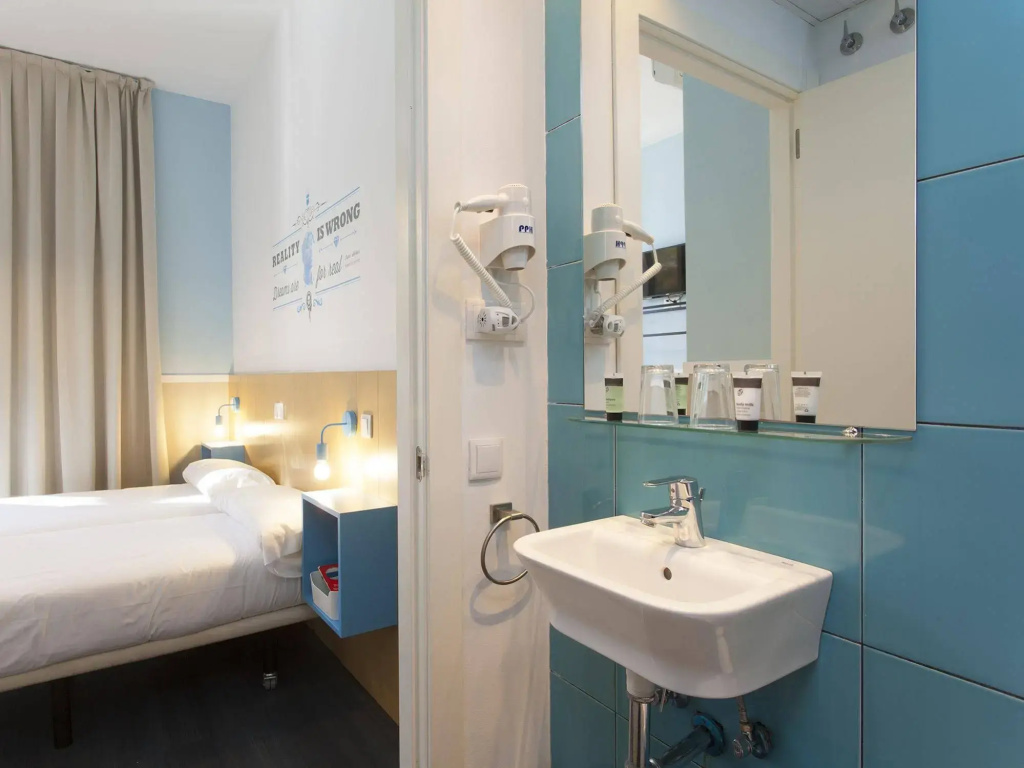 Hotel photo 9