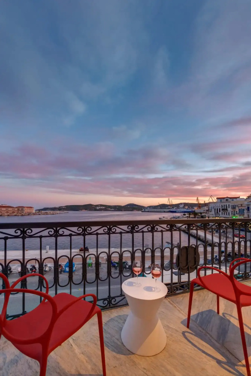 Suite with balcony and with sea view