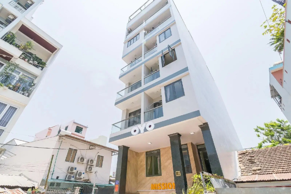Quoc Vinh Hotel & Apartment