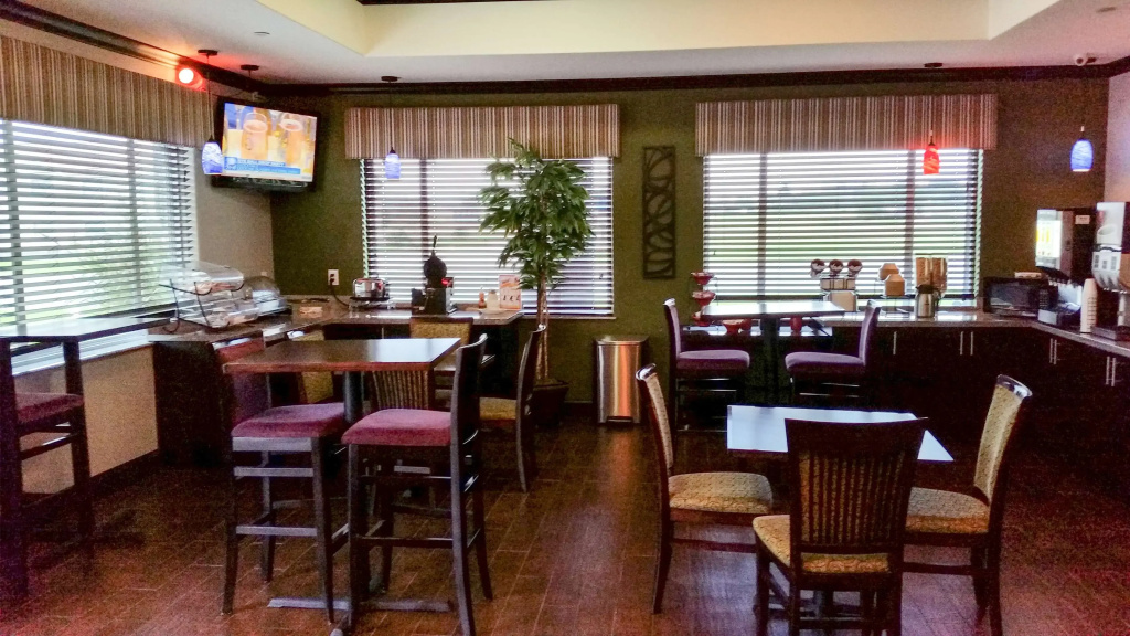 Food & Beverage