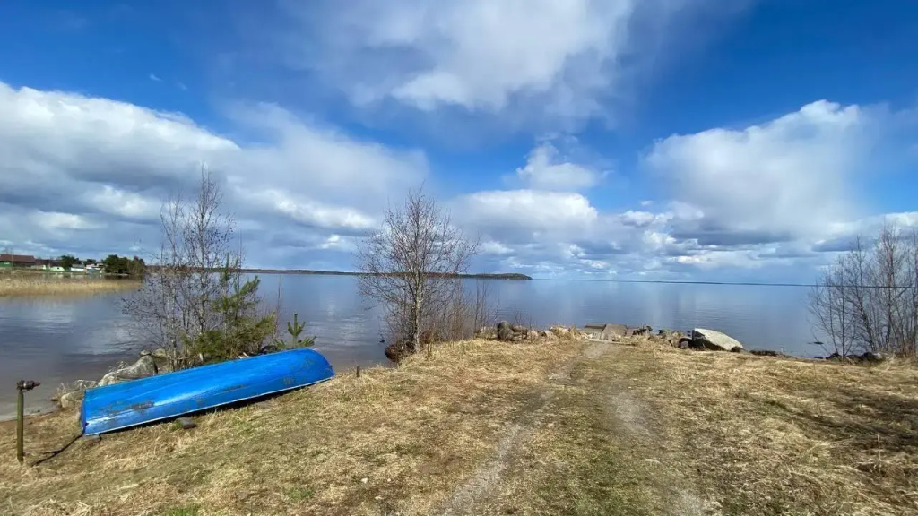 Beach & Waterfront