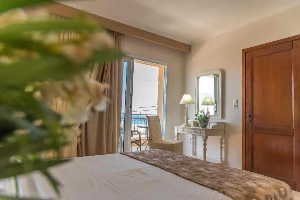 Astron Princess — фото 4