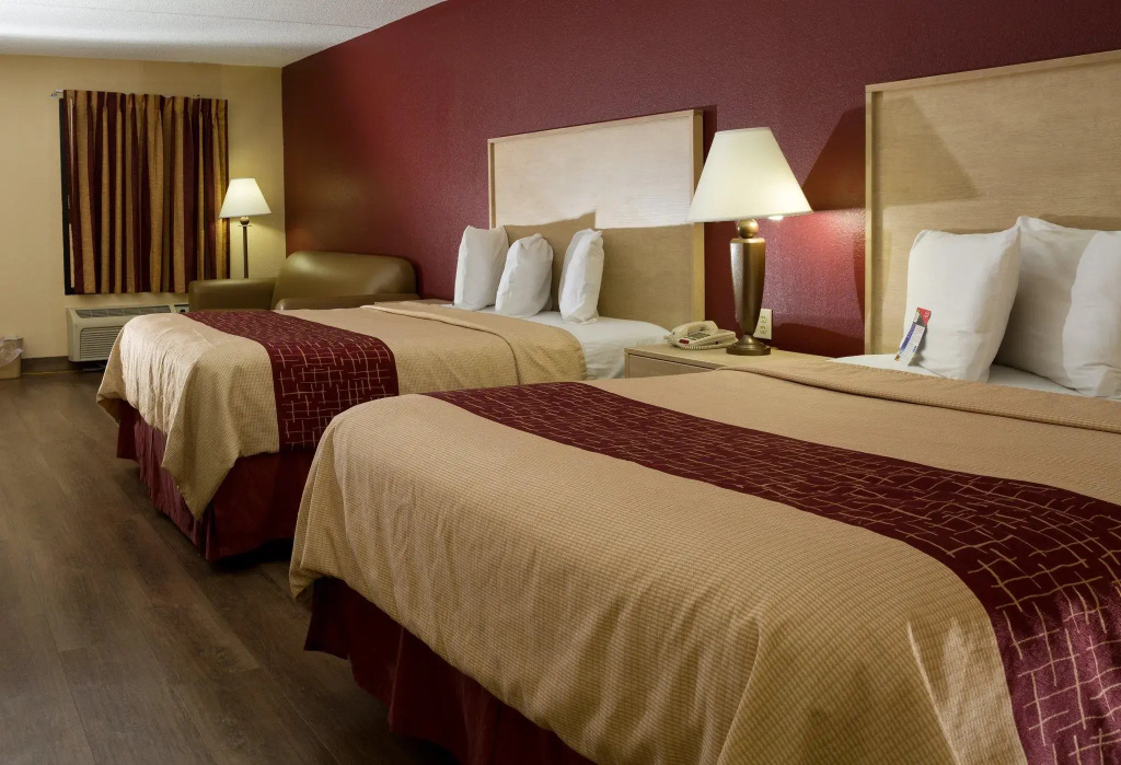 2 Bedrooms Double Suite (full double bed)