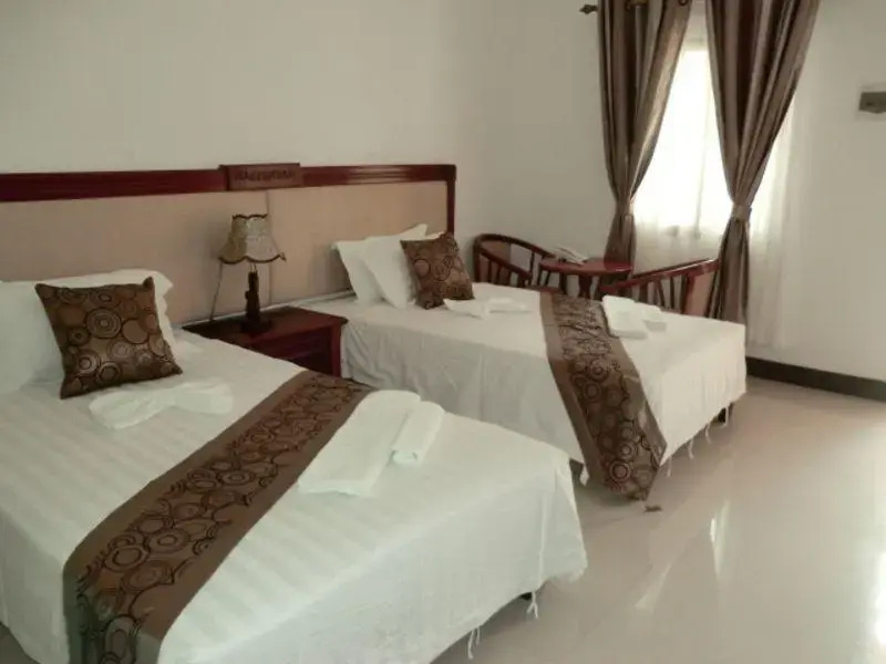 Deluxe Double room (full double bed)