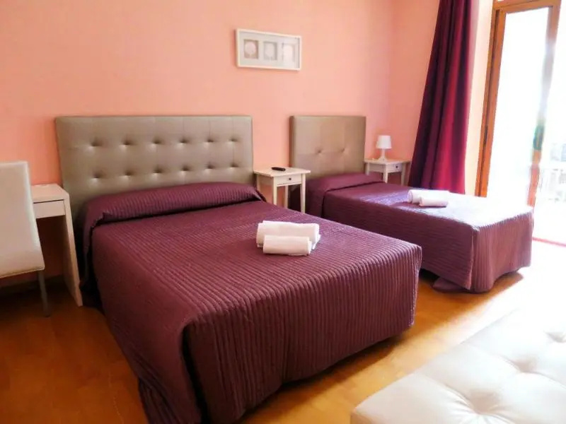 Standard Double room (twin beds)